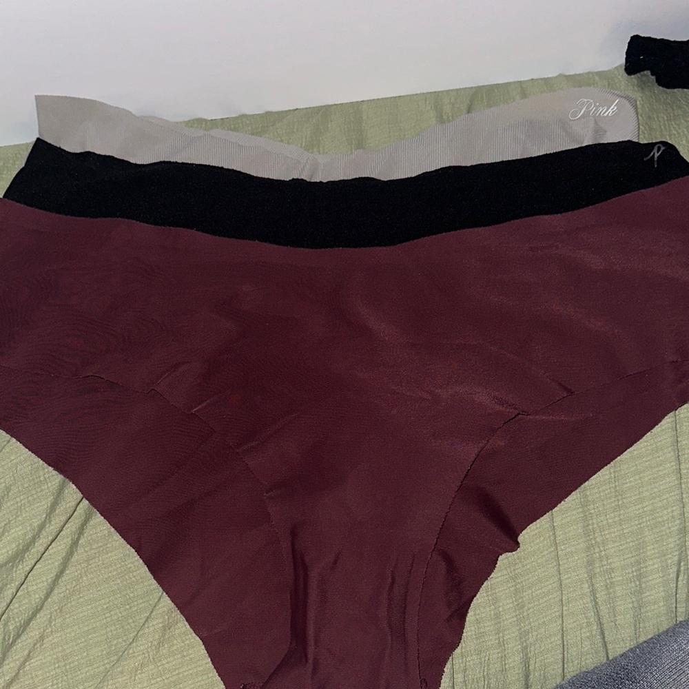 Seamless underwear